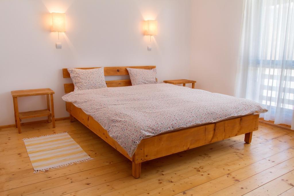 Casa Georgescu Hotel Rîşnov Kültér fotó